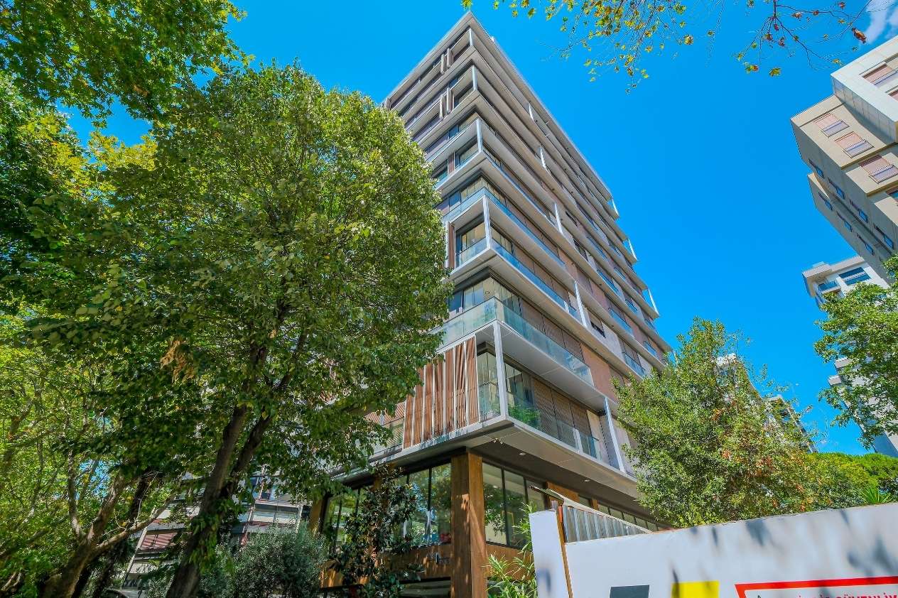 SUAD�YE SAH�L PARSEL� YEN� B�NADA 3+1 K�RALIK DA�RE